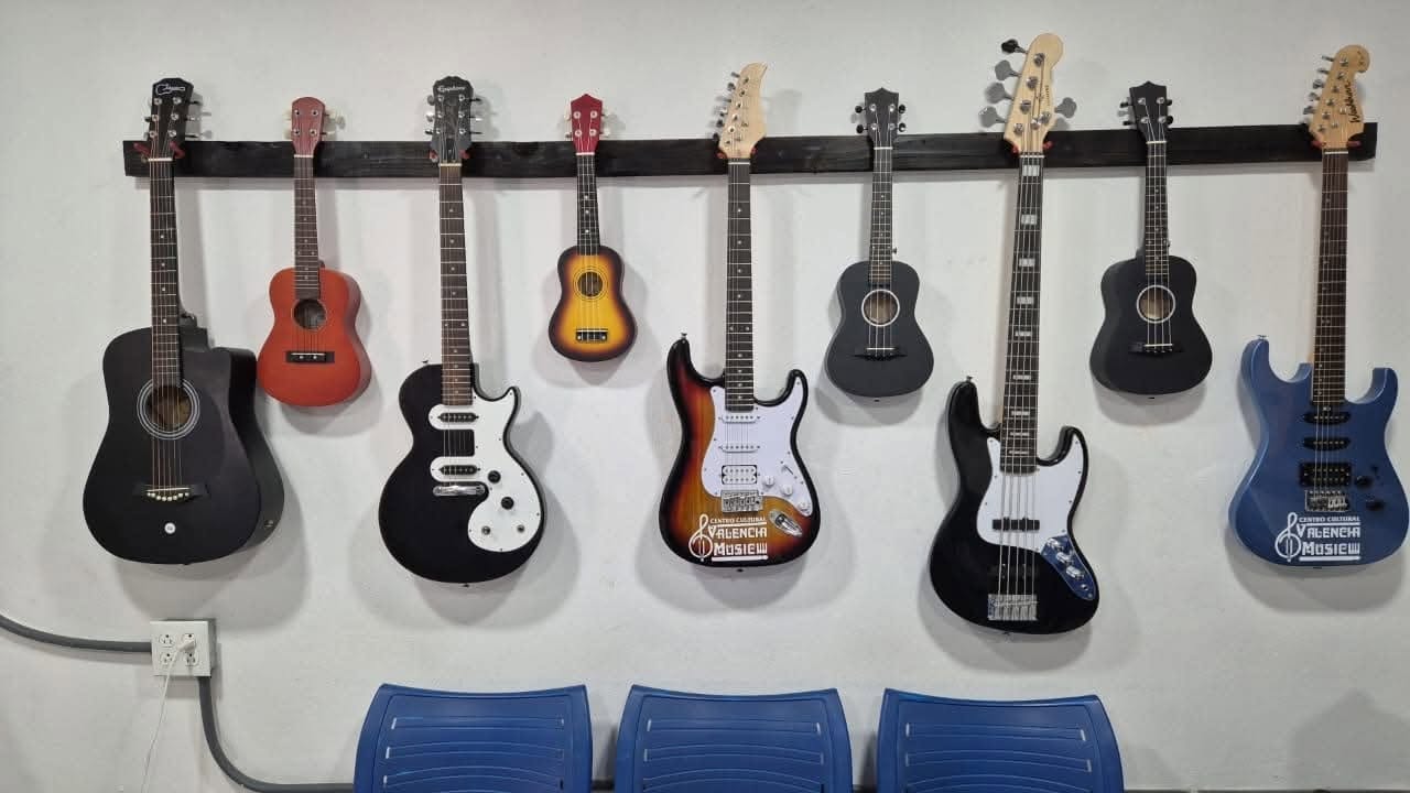Guitarras del Centro Cultural Valencia Music